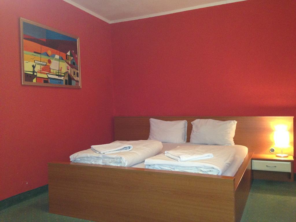 Hotel Alfoeld Panzio & Etterem 3*