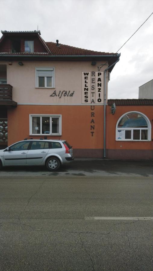 Hotel Alfoeld Panzio & Etterem 3*